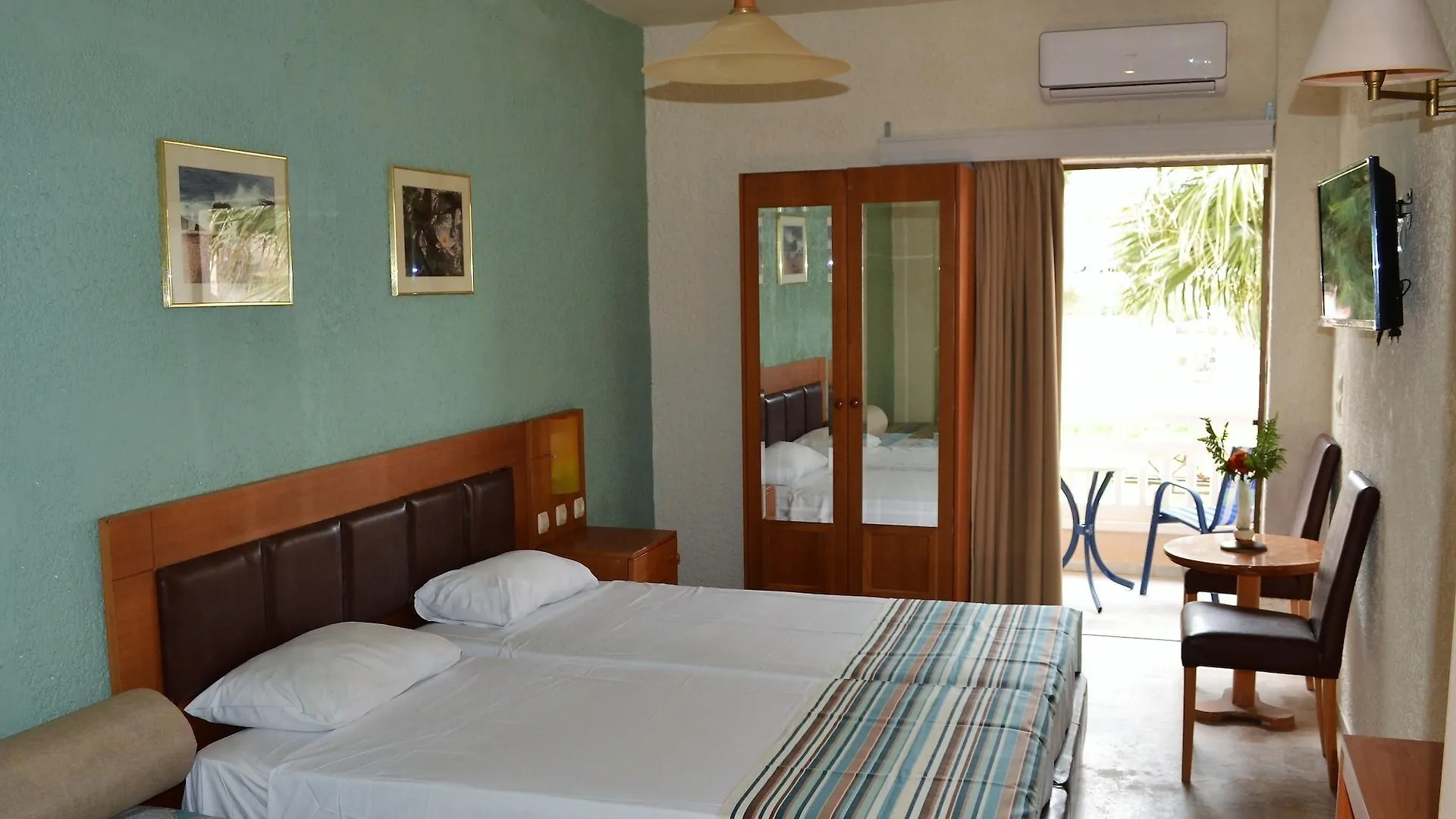 Sunset Beach Hotel Kokkini Hani
