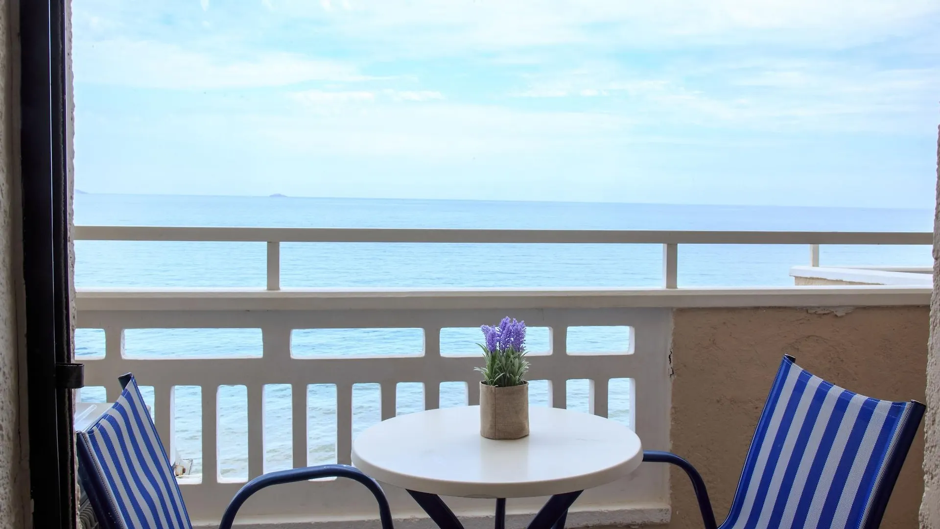 Sunset Beach Hotel Kokkini Hani